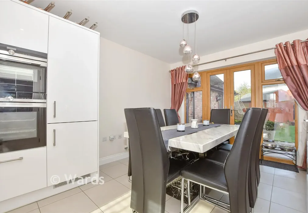 Kitchen/ Diner - Primrose Close, Marden, Tonbridge, Kent - Wards of Kent