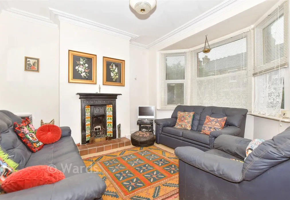 Lounge - Ormonde Road, Hythe, Kent - Wards of Kent
