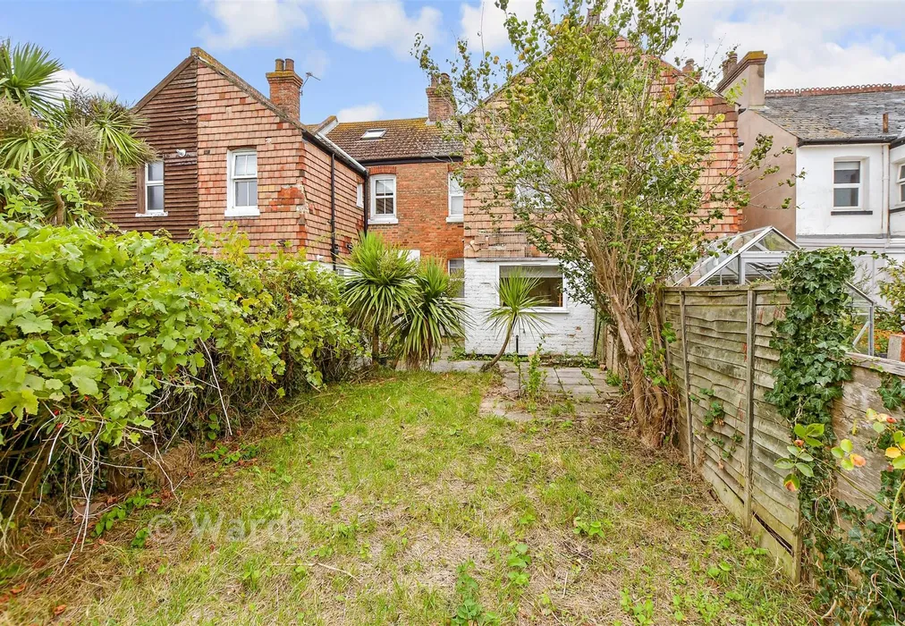 Rear Garden - Ormonde Road, Hythe, Kent - Wards of Kent