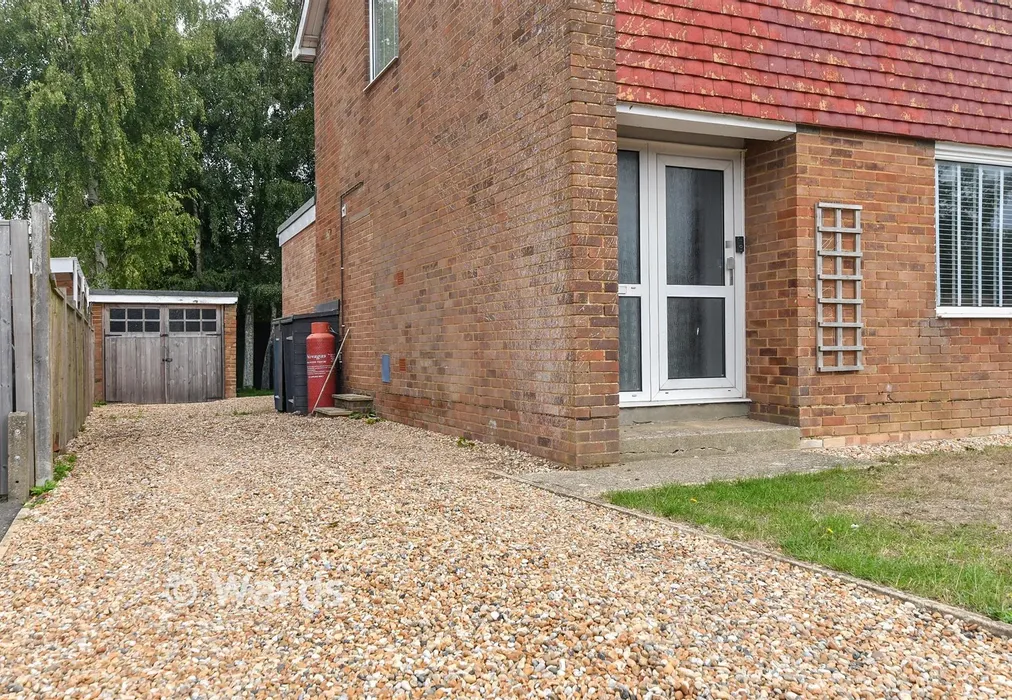 Driveway/Parking - Prospect Way, Brabourne Lees, Kent - Wards of Kent
