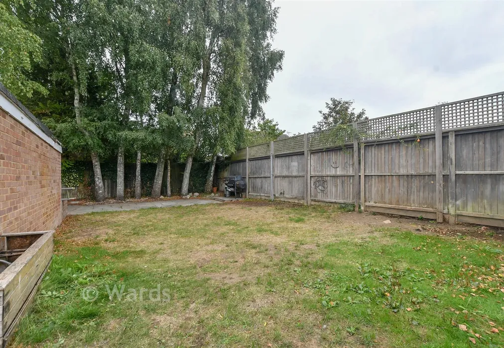Rear Garden - Prospect Way, Brabourne Lees, Kent - Wards of Kent