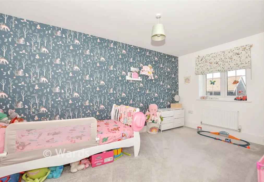 Bedroom 2 - Joy Drive, Tonbridge, Kent - Wards of Kent