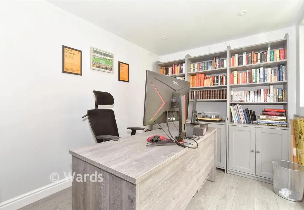 Workshop/Outbuildings - Harrier Drive, Finberry, Ashford, Kent - Wards of Kent