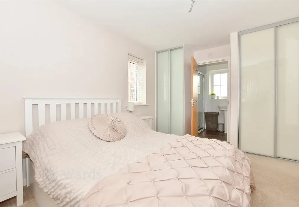 Bedroom 1 - Harrier Drive, Finberry, Ashford, Kent - Wards of Kent