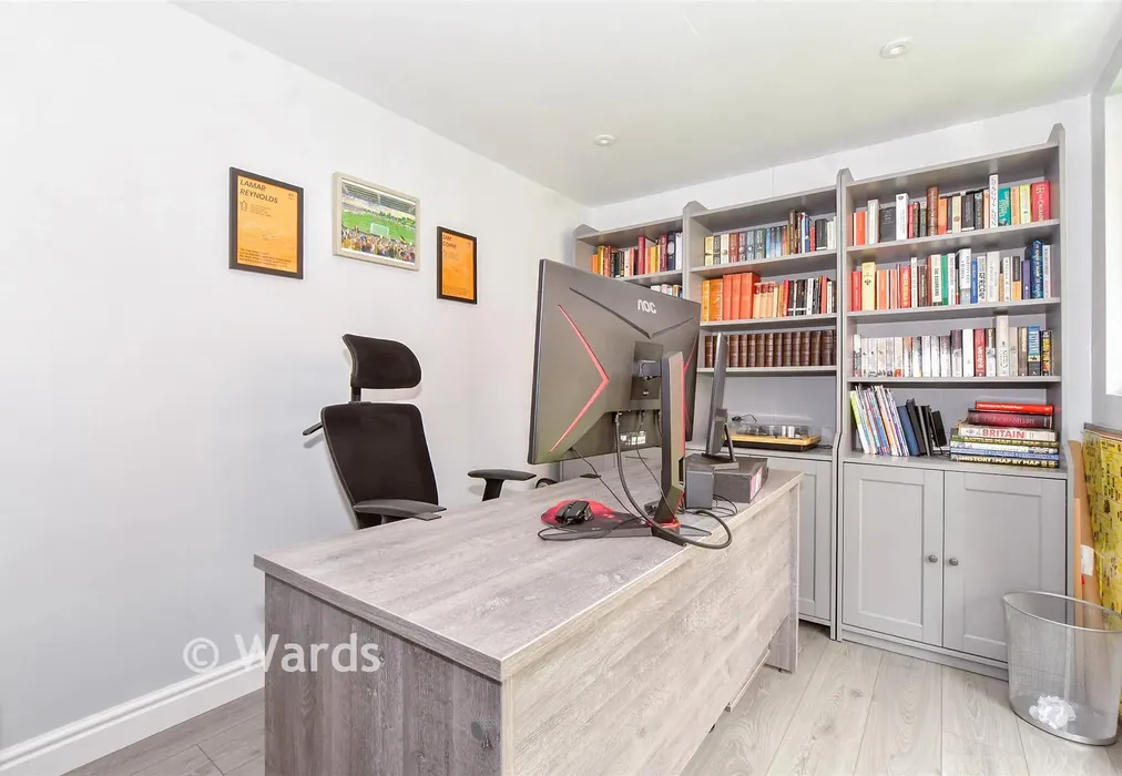 Workshop/Outbuildings - Harrier Drive, Finberry, Ashford, Kent - Wards of Kent