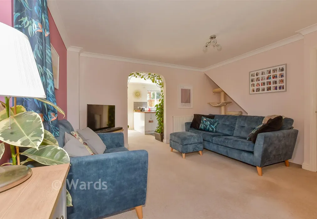 Lounge - Royal Native Way, Whitstable, Kent - Wards of Kent