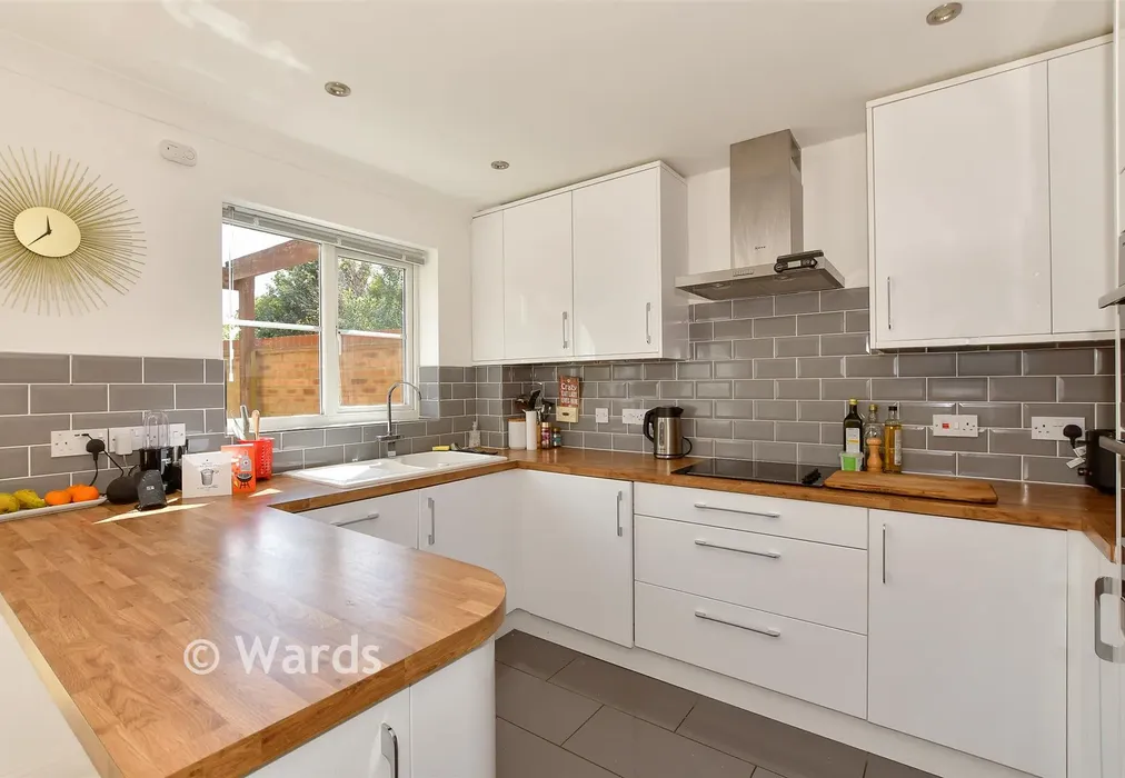 Kitchen/ Diner - Royal Native Way, Whitstable, Kent - Wards of Kent