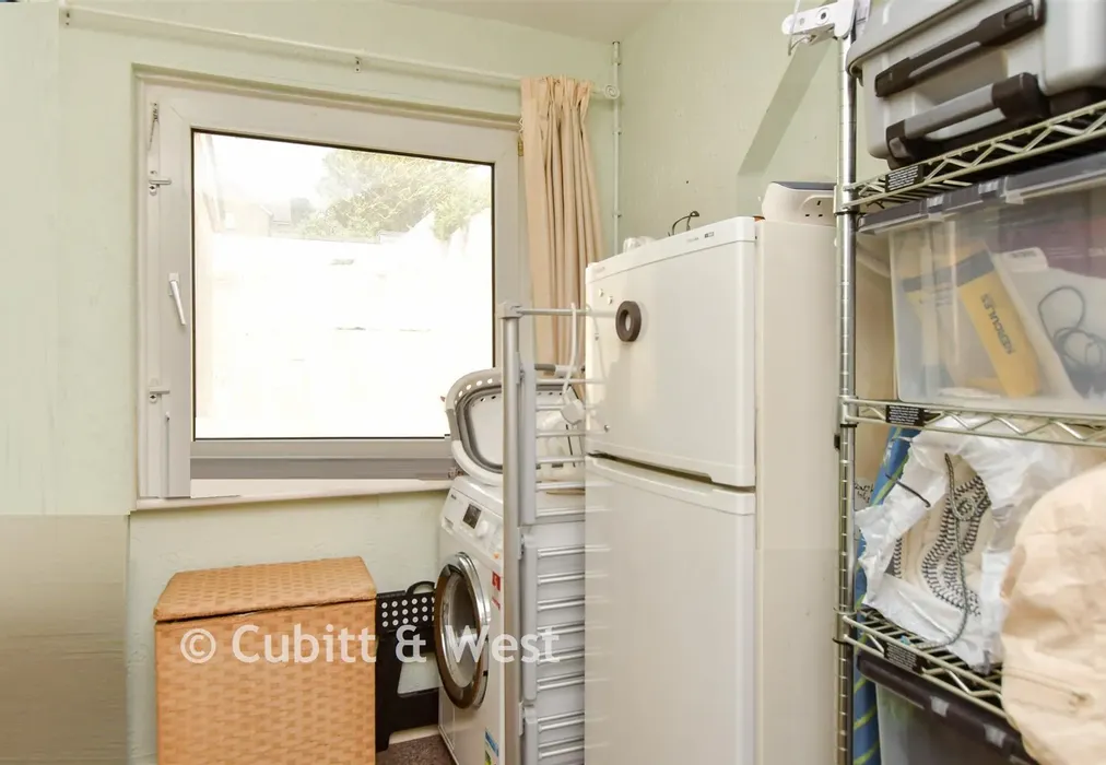 Bedroom 3 - Warren Way, Woodingdean, Brighton, East Sussex - Wards of Kent