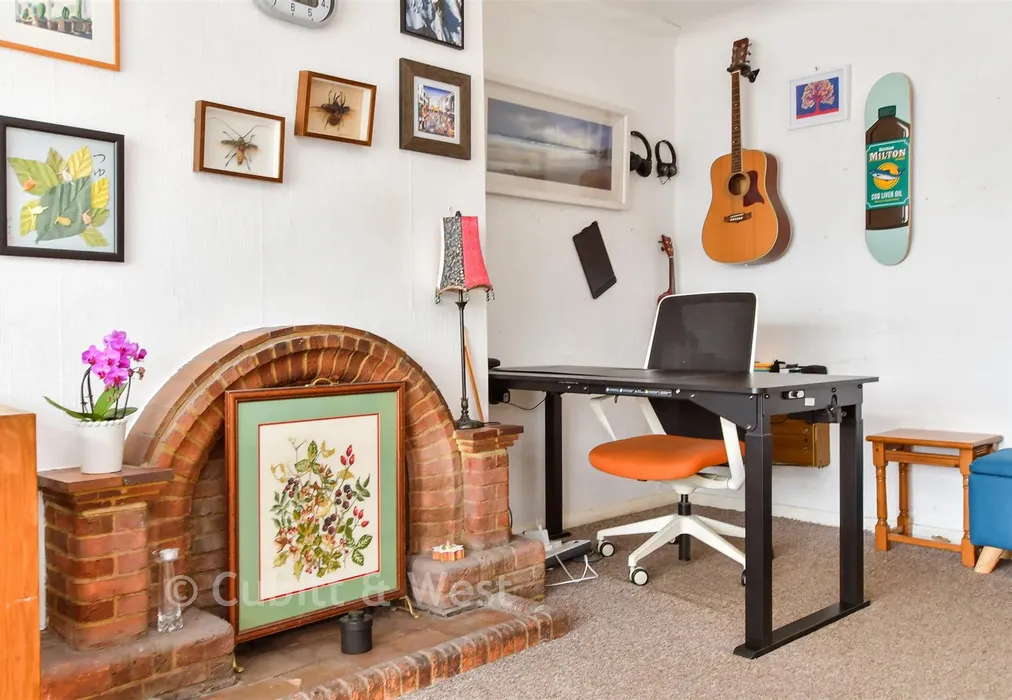 Internal Lifestyle Photograph - Warren Way, Woodingdean, Brighton, East Sussex - Wards of Kent