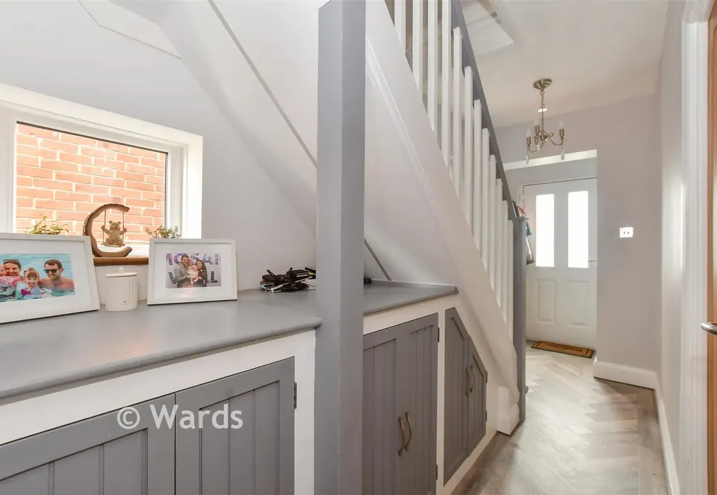 Entrance Hall - Nash Court Gardens, Margate, Kent - Wards of Kent