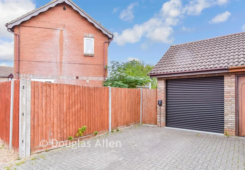 Garage - Staffa Close, Wickford, Essex - Wards of Kent