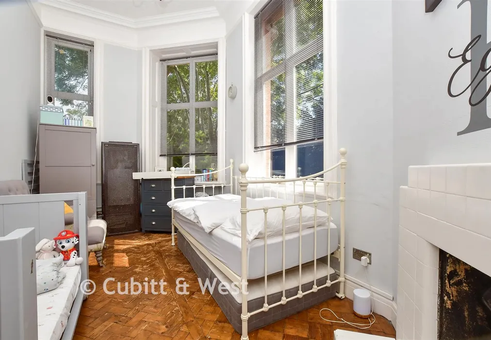 Bedroom 2 - Frensham Road, Kenley, Surrey - Wards of Kent