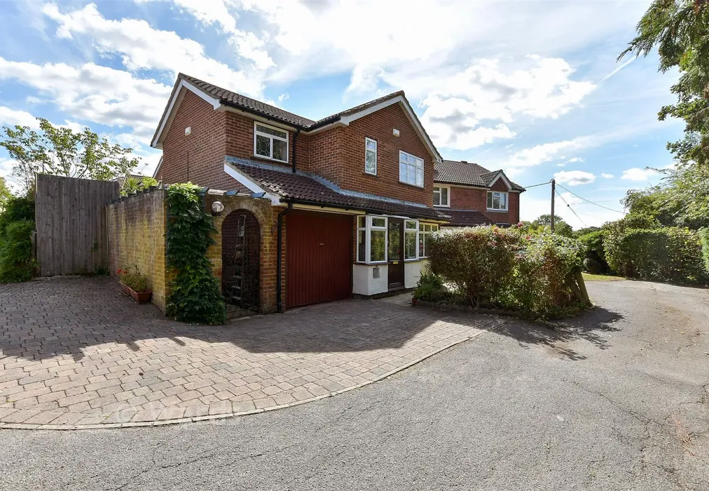 Web - Primrose Way, Chestfield, Whitstable, Kent - Wards of Kent