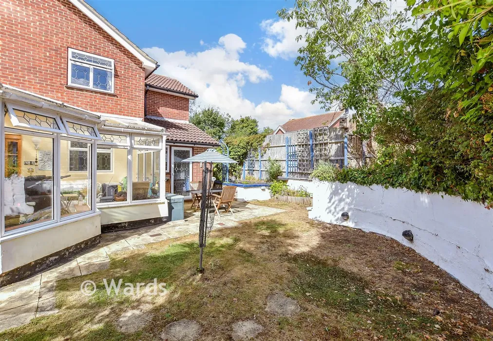 Rear Garden - Primrose Way, Chestfield, Whitstable, Kent - Wards of Kent