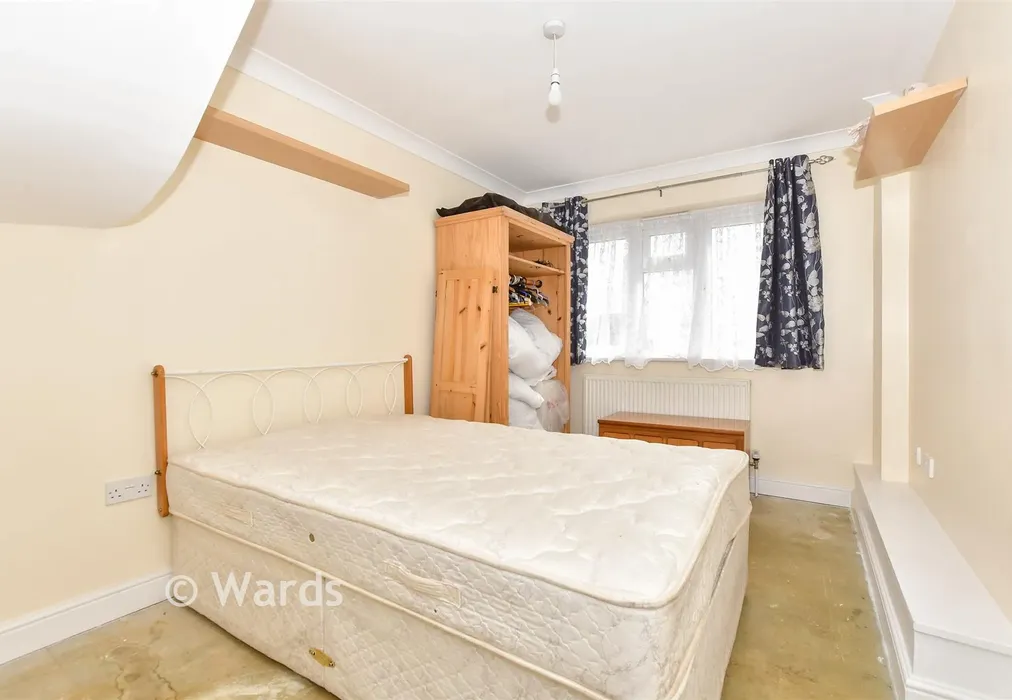 Bedroom 3 - Robin Hood Lane, Lydd, Romney Marsh, Kent - Wards of Kent