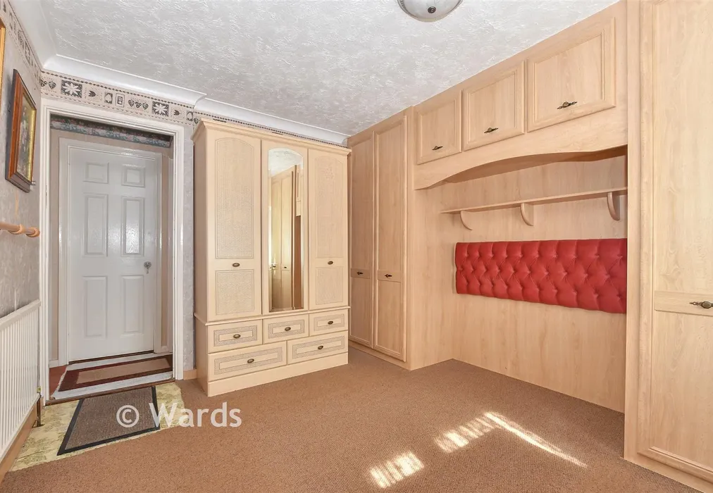 Bedroom 1 - Kingfisher Road, Birds Estate, Larkfield, Kent - Wards of Kent