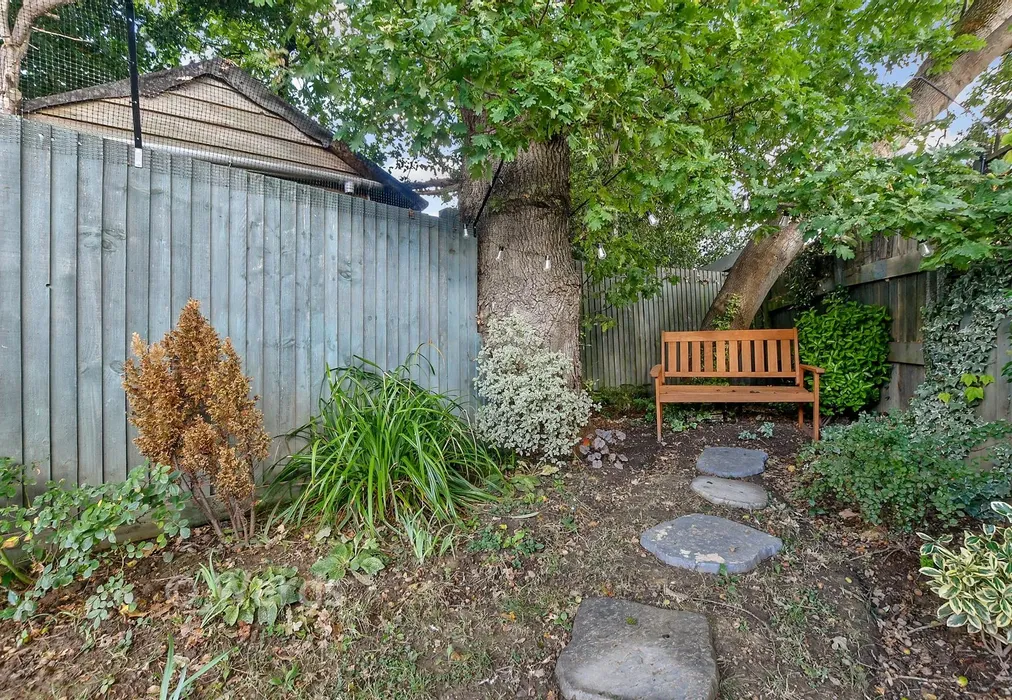 Rear Garden - Grange Crescent, St Michaels, Tenterden, Kent - Wards of Kent