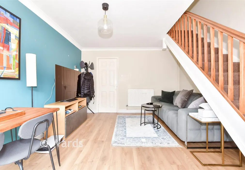Lounge - Western Road, Maidstone, Kent - Wards of Kent