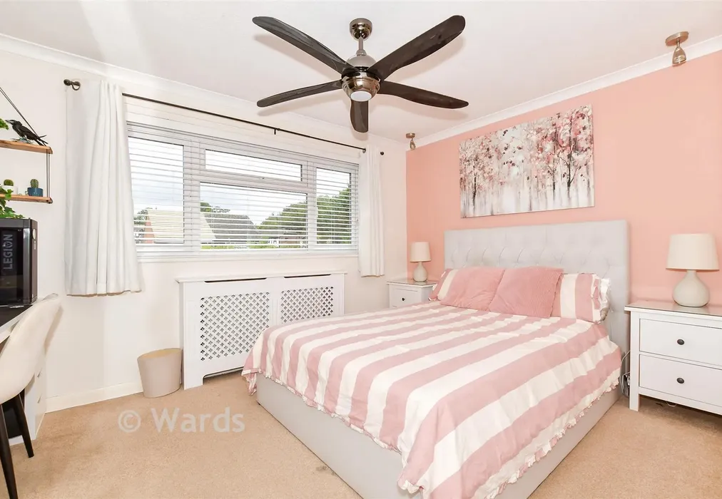 Bedroom 1 - Forest Hill, Maidstone, Kent - Wards of Kent