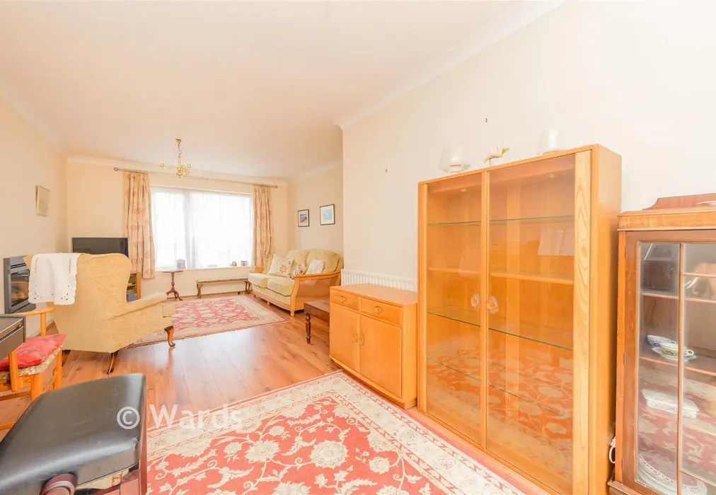 Lounge/Diner - Sallows Shaw, Sole Street, Kent - Wards of Kent