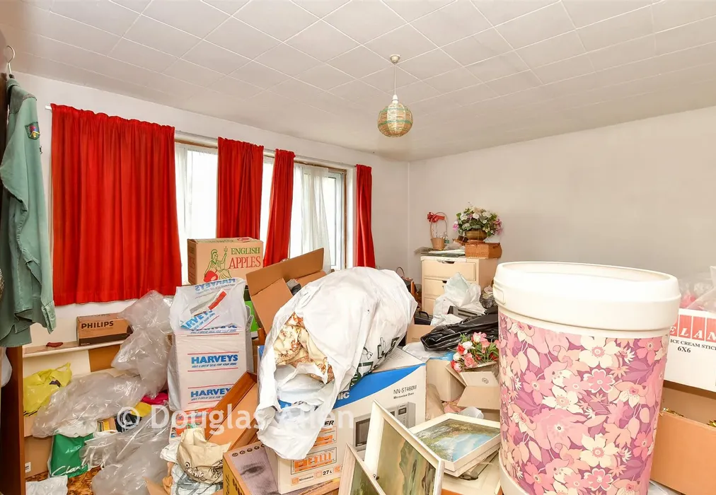 Bedroom 2 - London Road, Wickford, Essex - Wards of Kent
