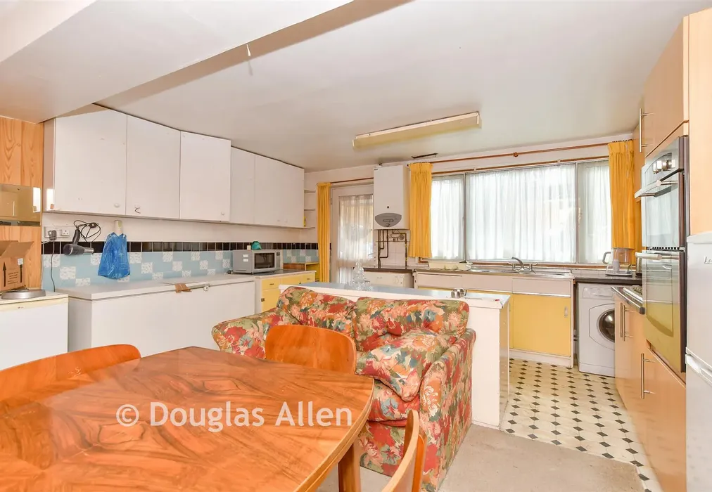 Kitchen/Diner - London Road, Wickford, Essex - Wards of Kent