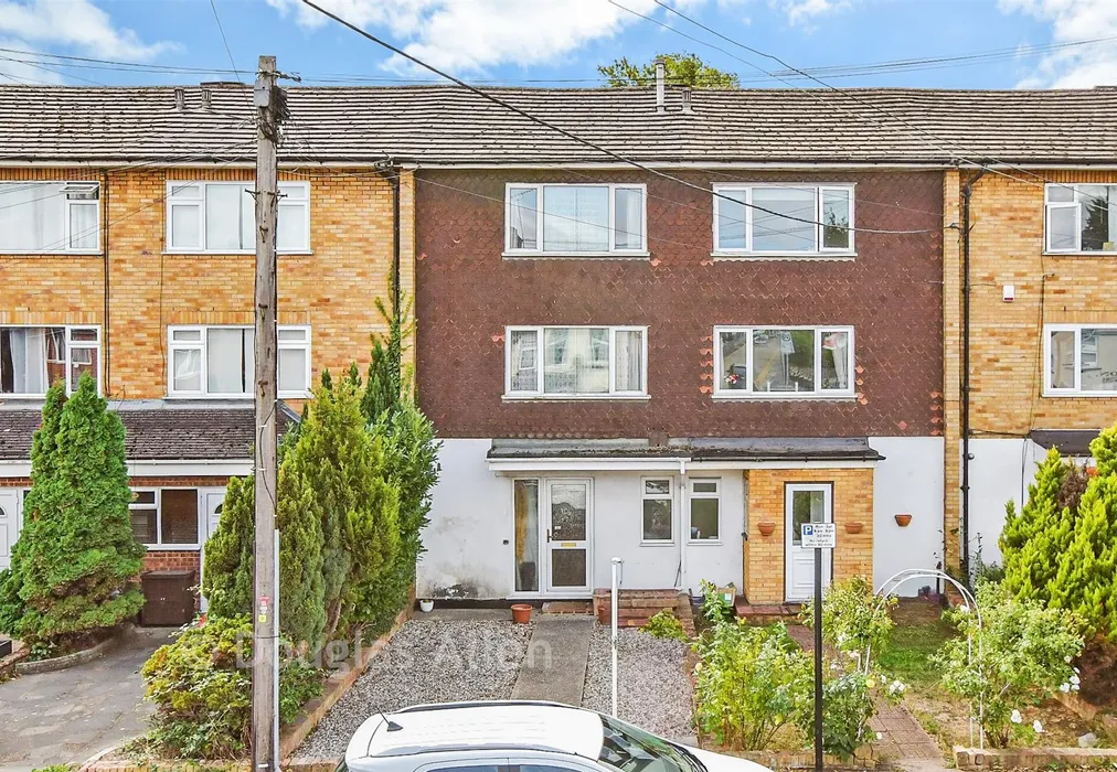 External (Web) - London Road, Wickford, Essex - Wards of Kent