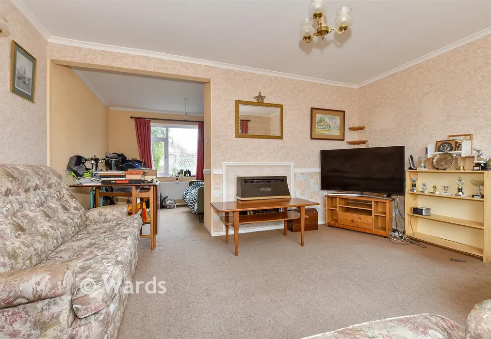 Lounge - Brissenden Close, New Romney, Kent - Wards of Kent