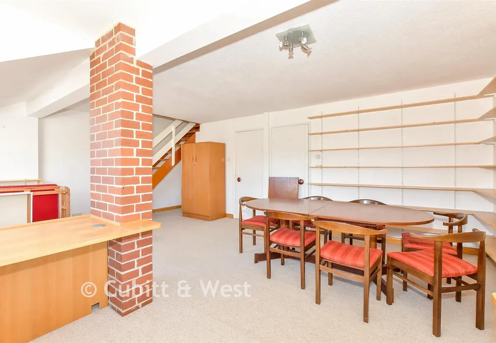 Bedroom 2 - St. Edward's Road, Southsea, Hampshire - Wards of Kent