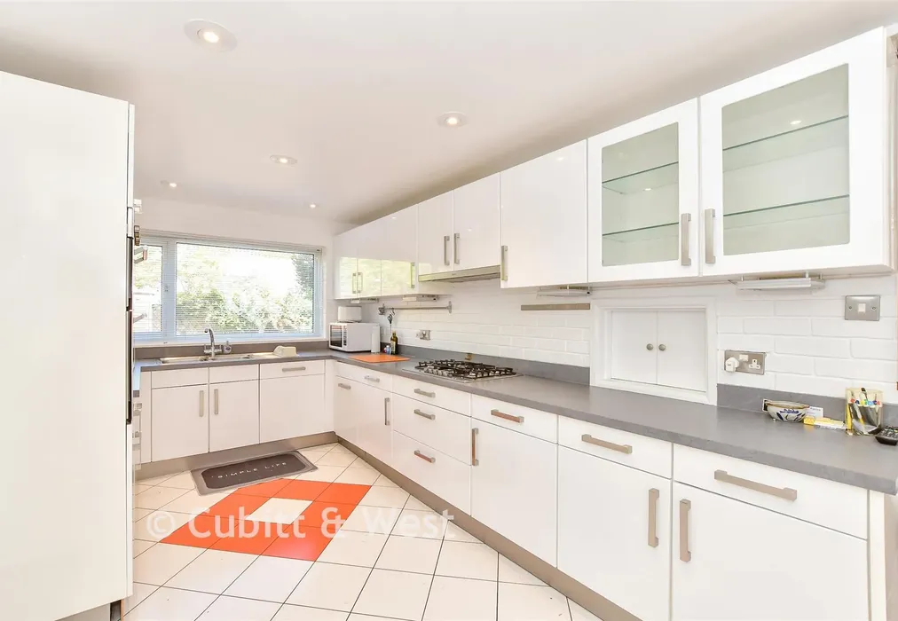 Kitchen - St. Edward's Road, Southsea, Hampshire - Wards of Kent