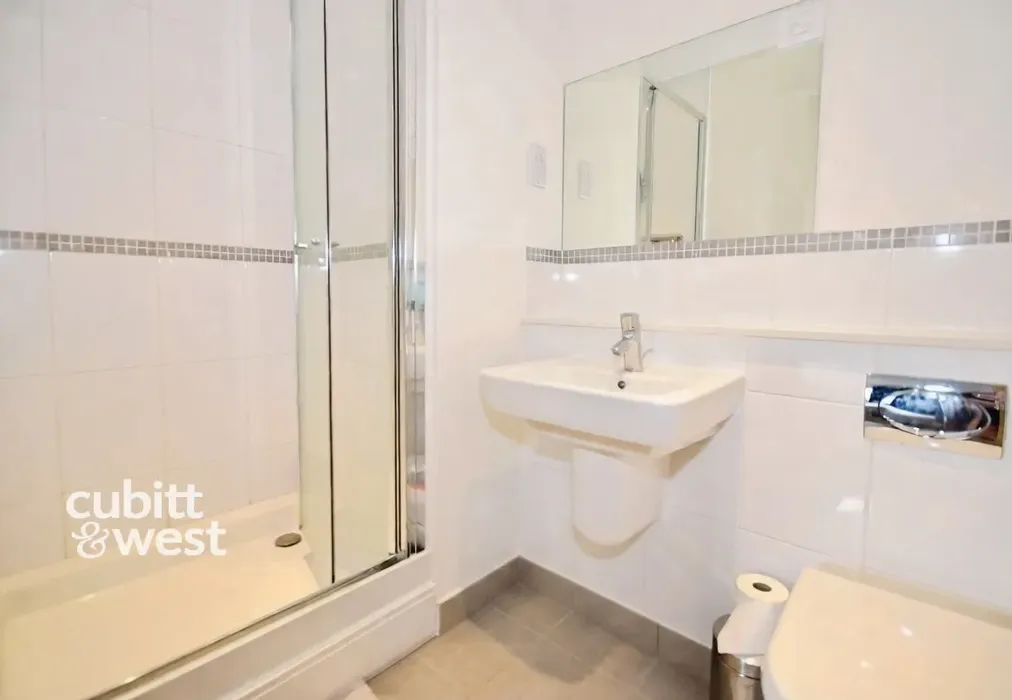 587f7f78-_Image_g... - St. Agnes Place Chichester PO19 - Wards of Kent