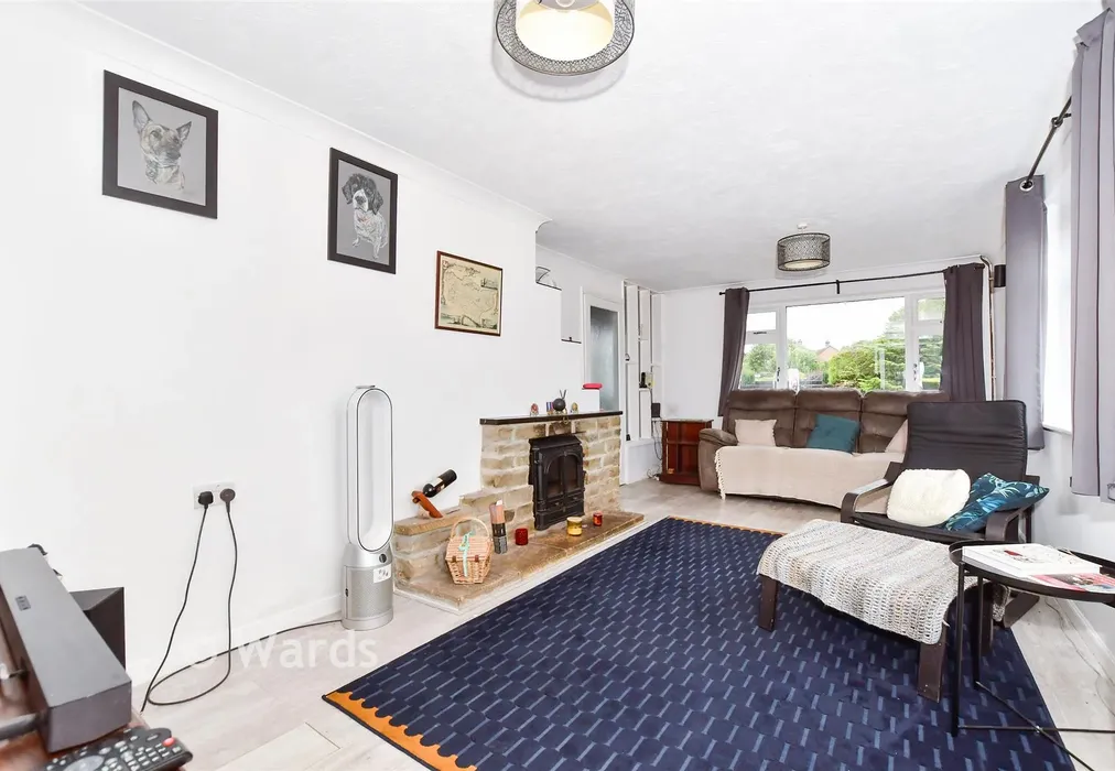 Lounge - Powell Close, Aylesford, Kent - Wards of Kent