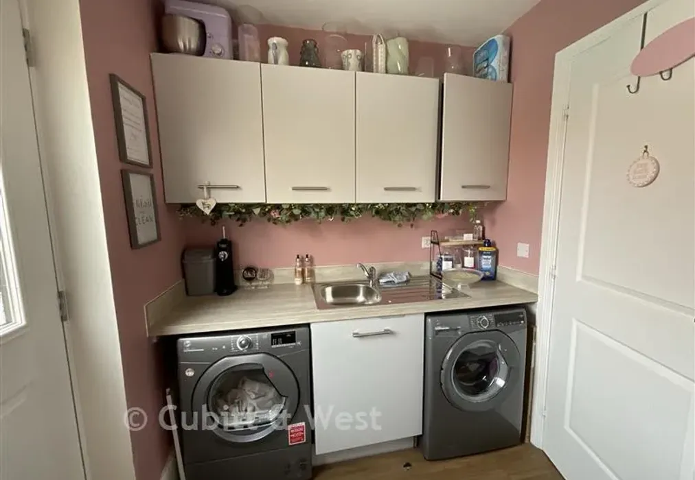 Utility Room - Ainsworth Road, Waterlooville, Hampshire - Wards of Kent
