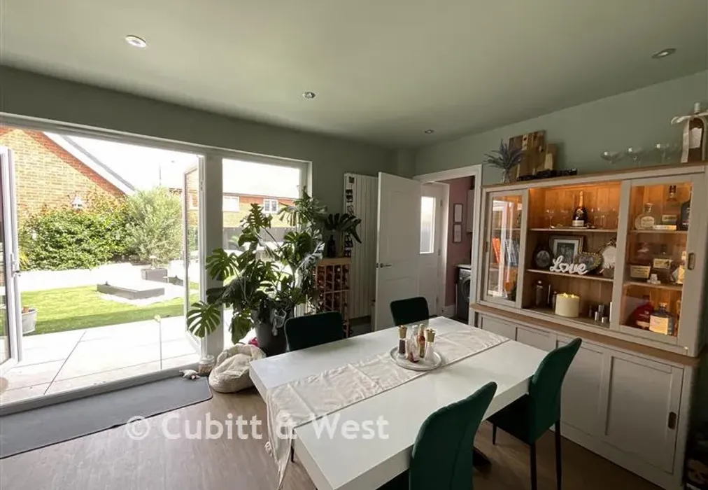 Dining Room - Ainsworth Road, Waterlooville, Hampshire - Wards of Kent
