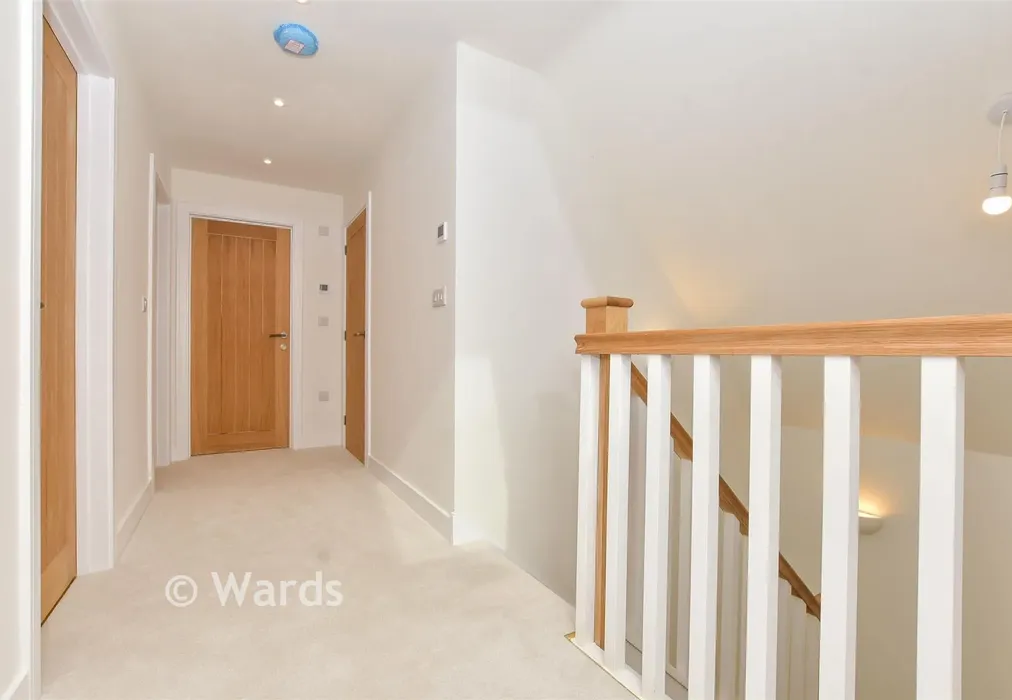 Landing - Green Meadows, Eythorne, Kent - Wards of Kent
