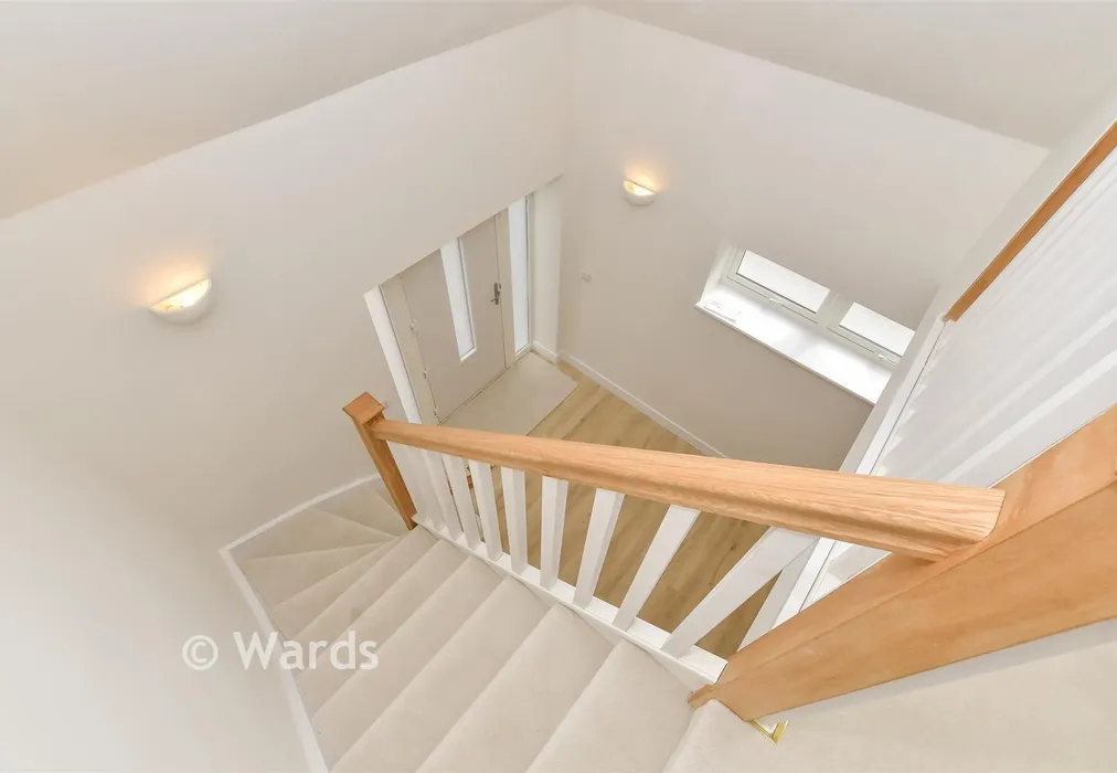 Internal Lifestyle Photograph - Green Meadows, Eythorne, Kent - Wards of Kent