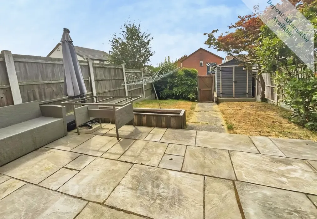 Garden - Horkesley Way, Wickford, SS12 - Wards of Kent