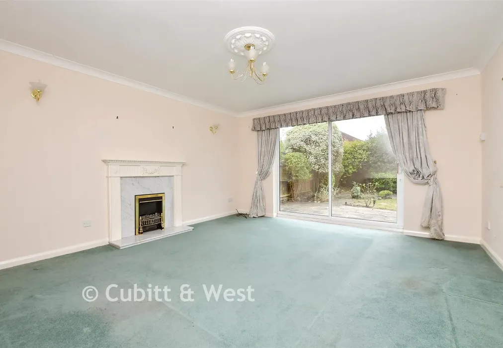 Lounge - Camrose Close, Shirley, Croydon, Surrey - Wards of Kent