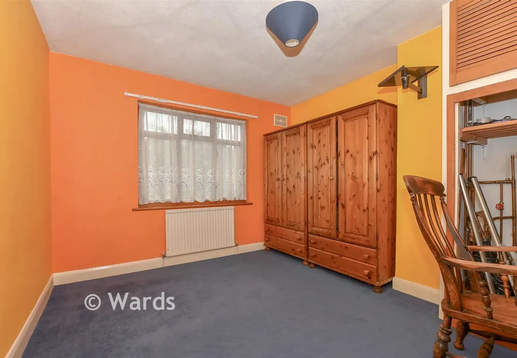 Bedroom 2 - St. William's Way, Rochester, Kent - Wards of Kent