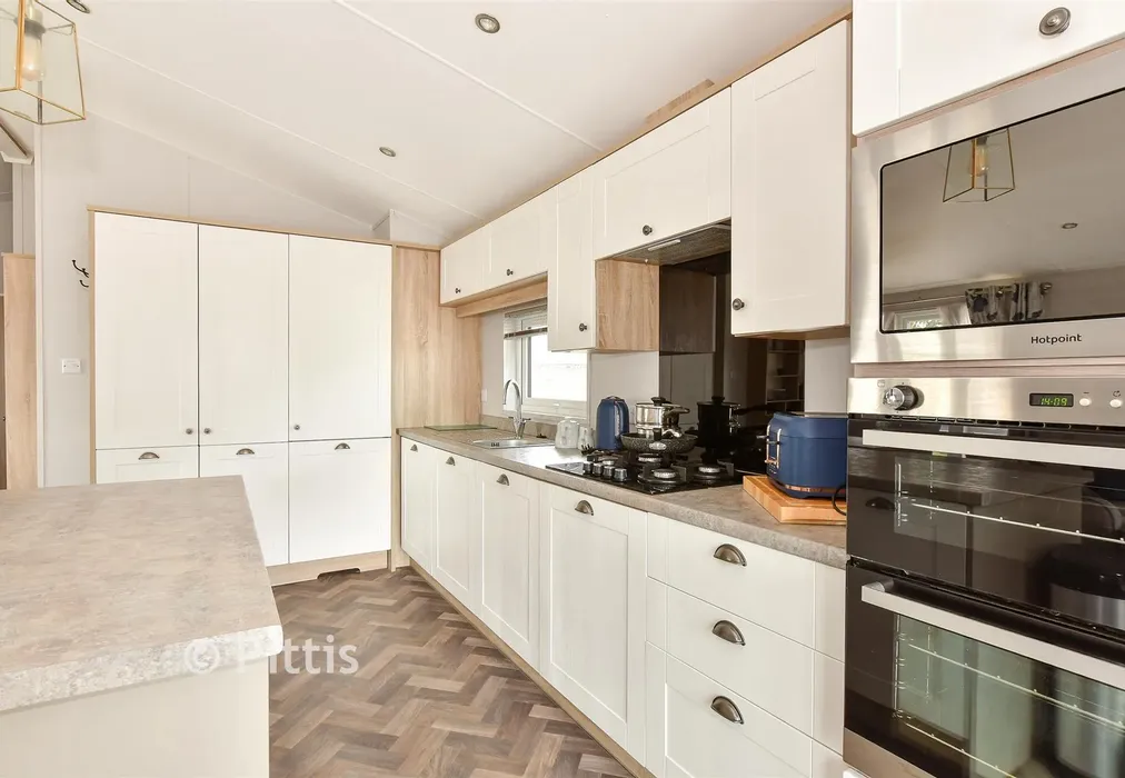 Kitchen/ Living Area - Nodes Road, St. Helens, Isle of Wight - Wards of Kent