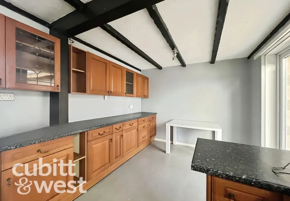  - Stockheath Way Havant PO9 - Wards of Kent