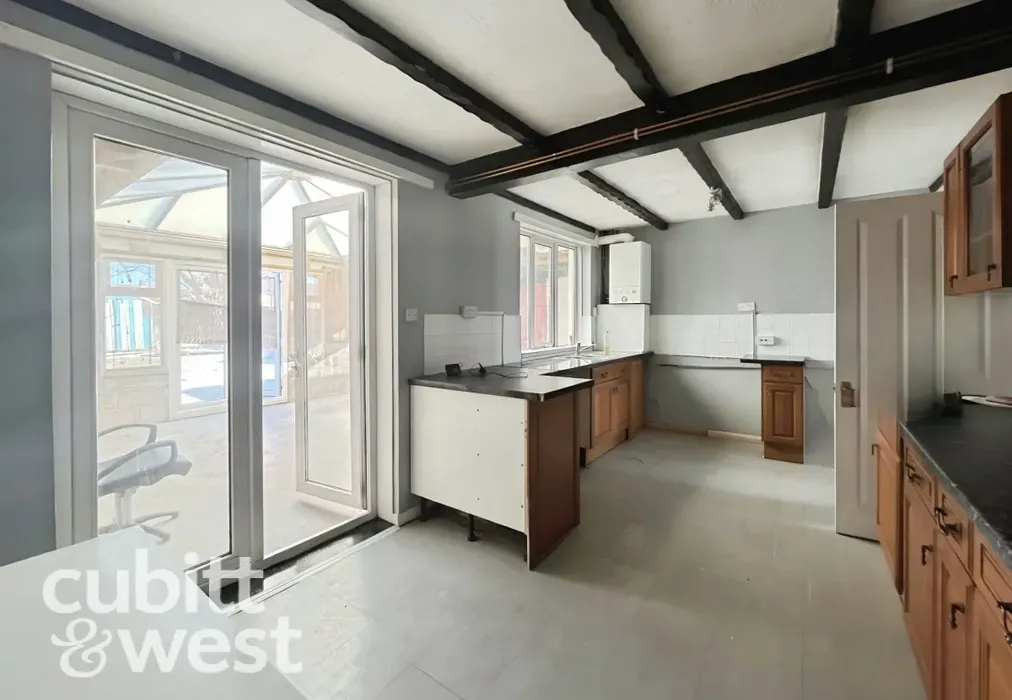 - Stockheath Way Havant PO9 - Wards of Kent