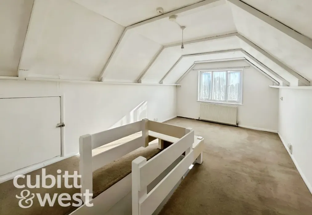  - Stockheath Way Havant PO9 - Wards of Kent