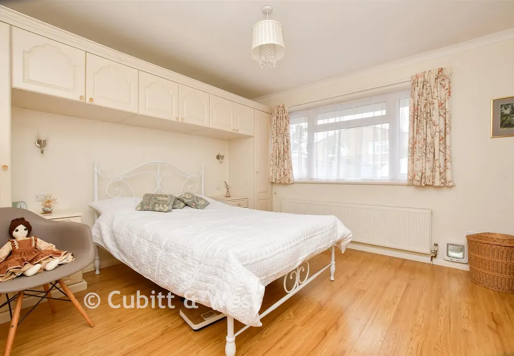 Bedroom 1 - Pippin Close, Shirley, Croydon, Surrey - Wards of Kent