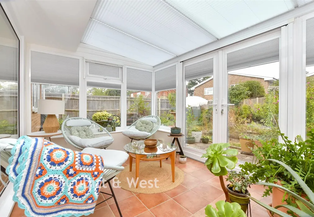 Conservatory - Pippin Close, Shirley, Croydon, Surrey - Wards of Kent