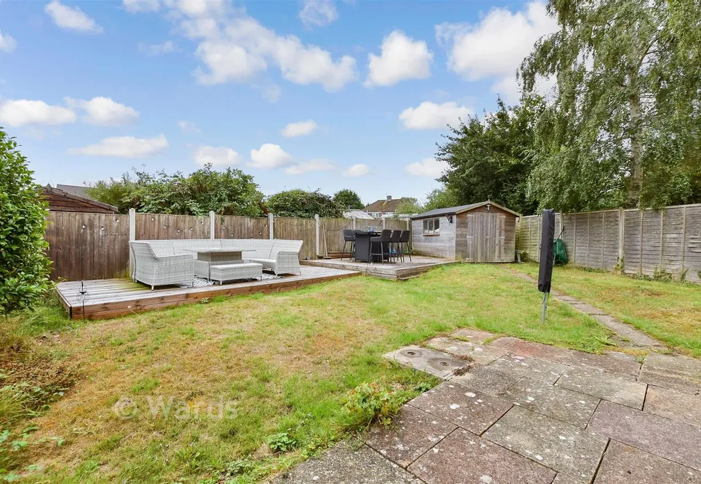 Rear Garden - Pippin Close, Coxheath, Maidstone, Kent - Wards of Kent