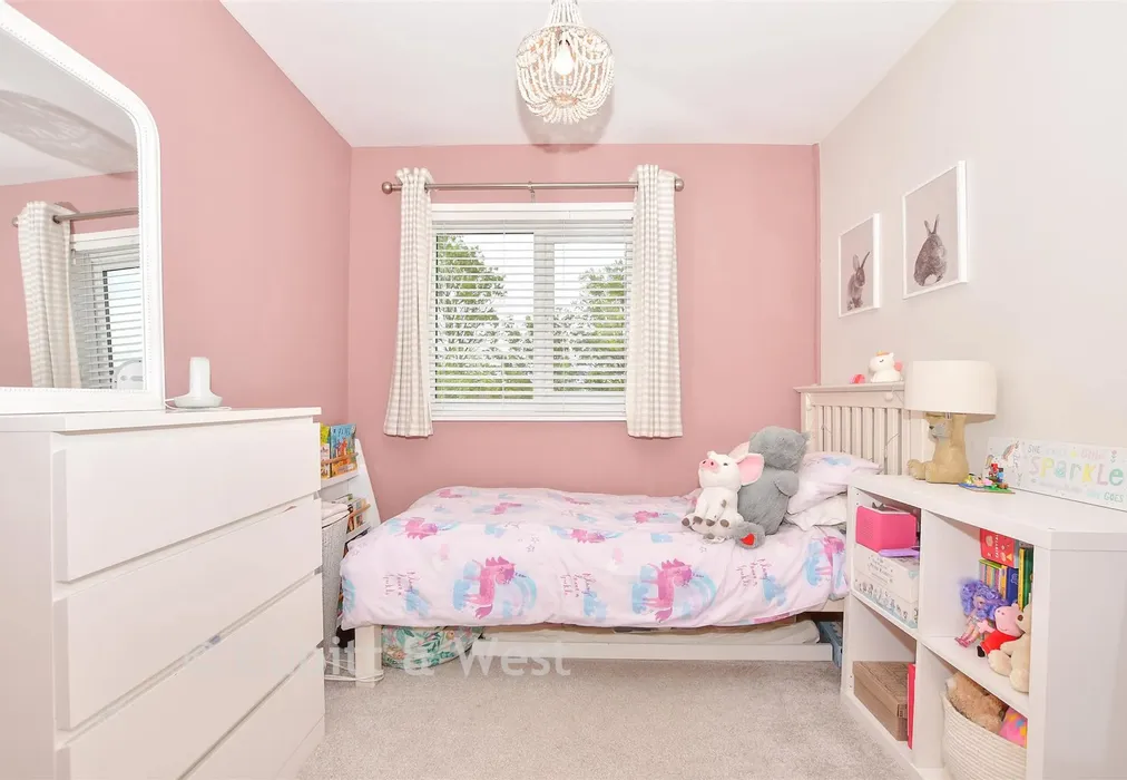 Bedroom 2 - Downland Drive, Southgate, West Sussex - Wards of Kent