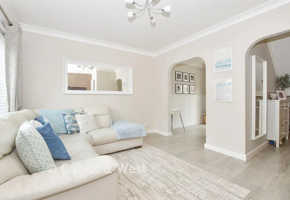 Lounge - Downland Drive, Southgate, West Sussex - Wards of Kent