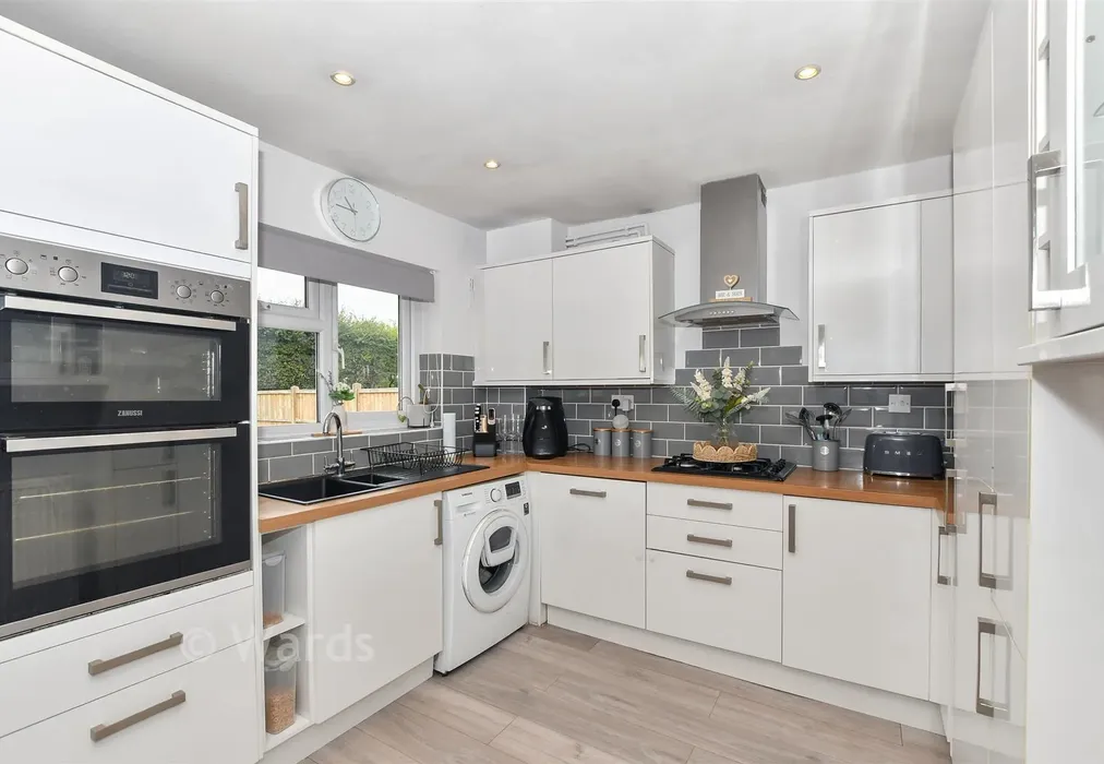 Kitchen - Leigh Avenue, Loose, Maidstone, Kent - Wards of Kent