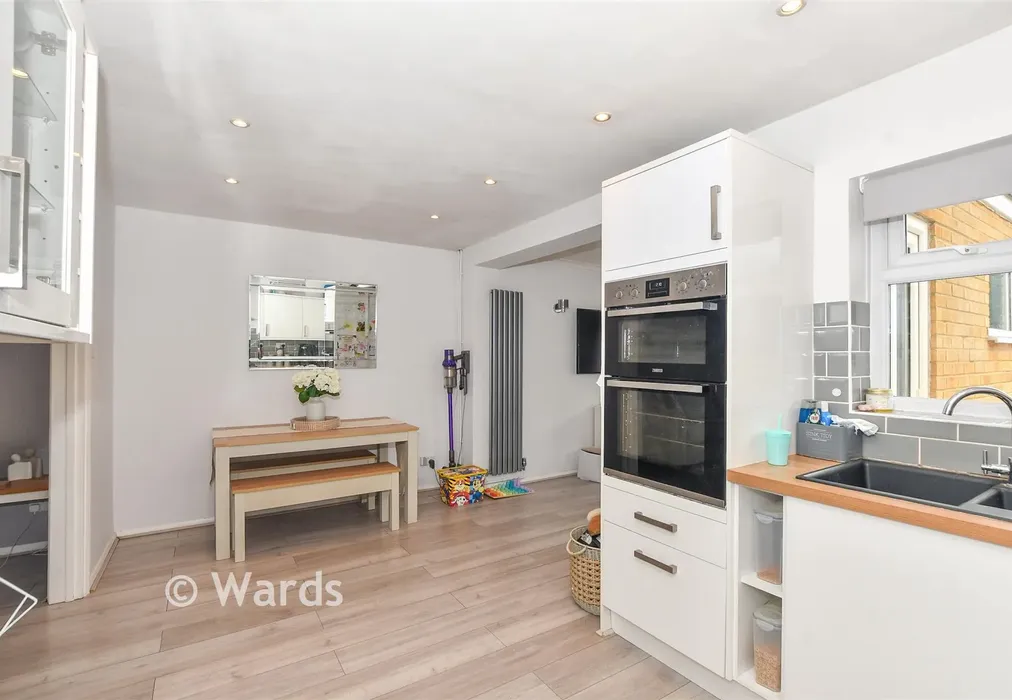 Kitchen - Leigh Avenue, Loose, Maidstone, Kent - Wards of Kent